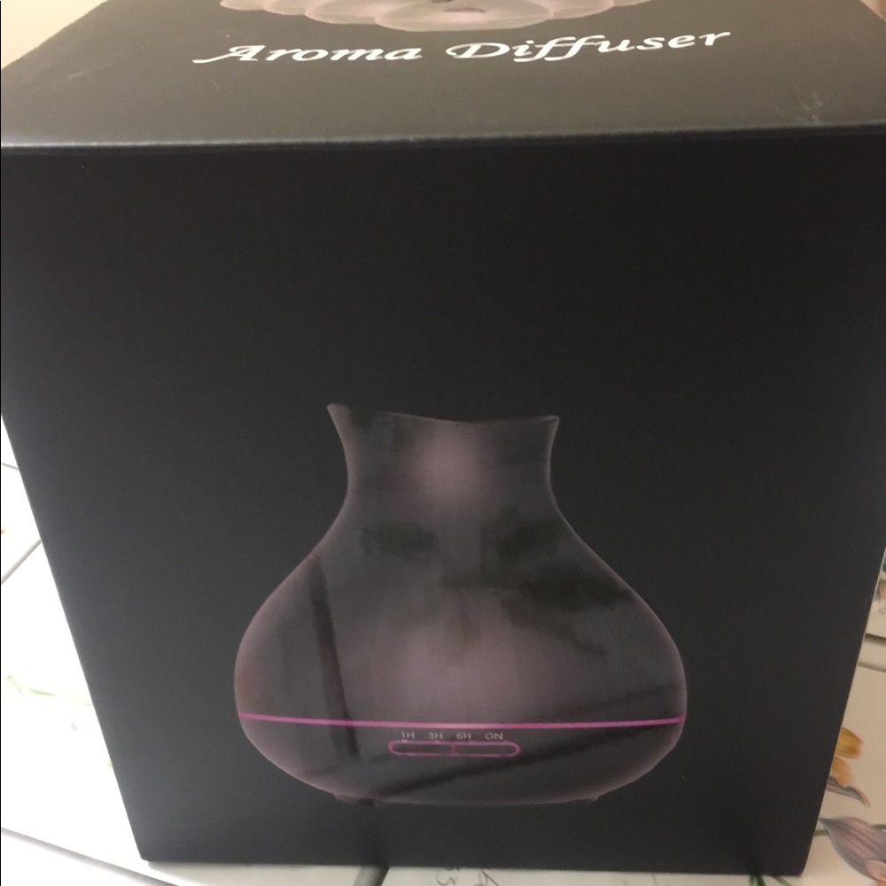 Essential oil diffuser